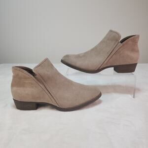 Taupe Faux Suede V Cut Ankle Booties Womens 9 Block Heel Almond Toe Minimalist